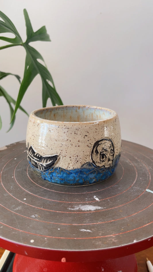 Raven book & skull Cup - 8oz.