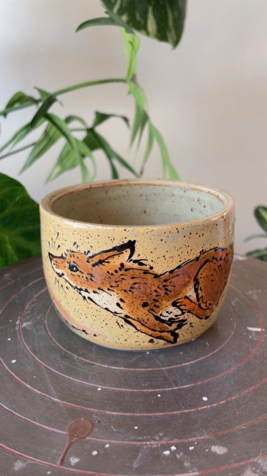 Fox on the Run in the Mountains Cup 8oz