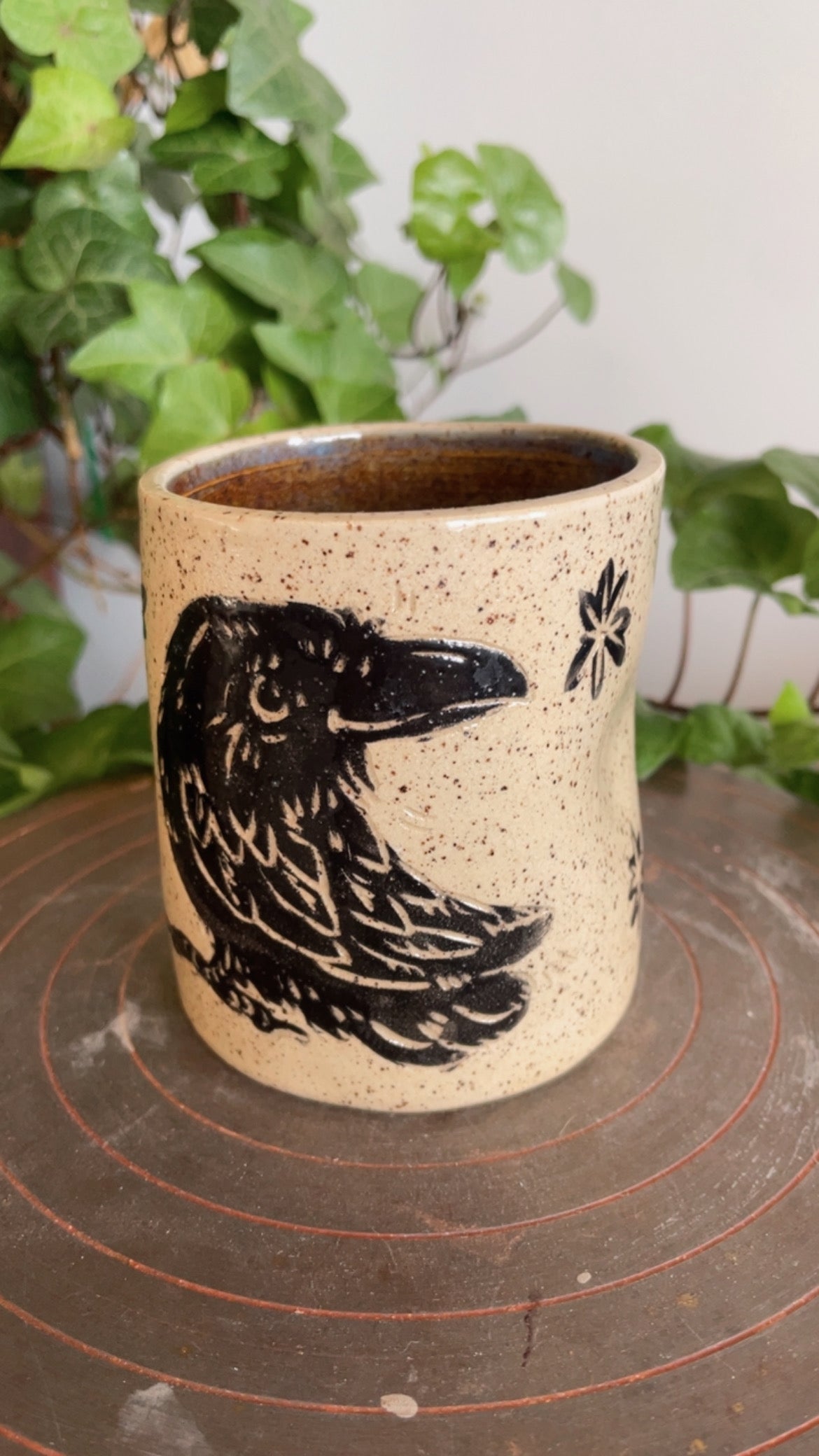 Tarot & Raven Hug Cup